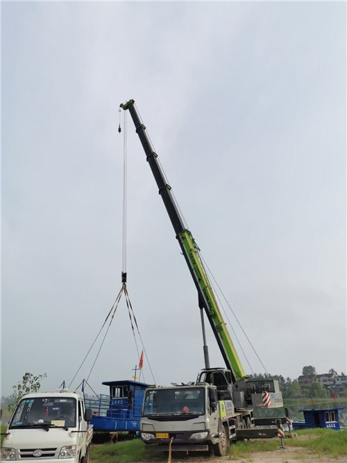 昌邑市桥梁建设吊装案例